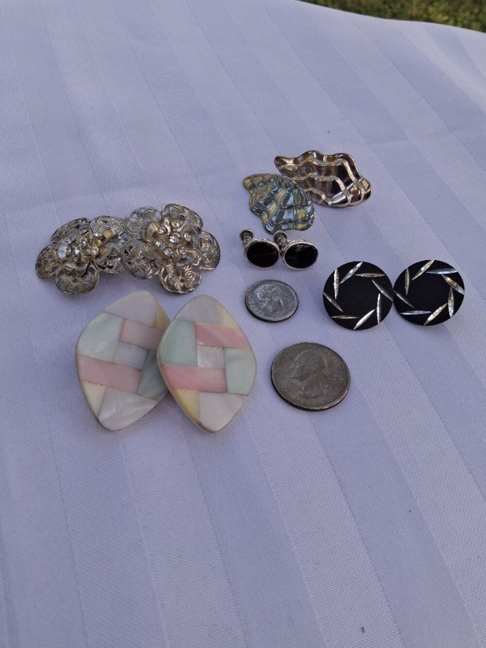 clip earring lot - Picture 10 of 11